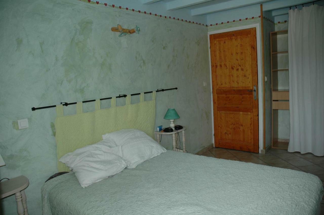 Le Bellaton Villa Ambronay Bagian luar foto